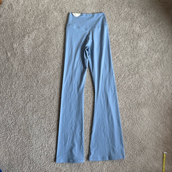 NWT OFFLINE By Aerie Real Me High Waisted Crossover Flare Legging Blue Large - Picture 10 of 15